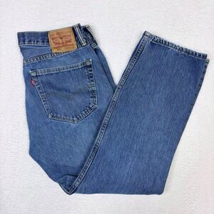 Levi Strauss 505 Jeans Mens 36x30 Measures 35x28 Medium Wash Straight Leg Denim